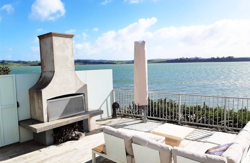 Clarks Beach Villa | Beachfront Luxury