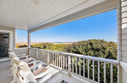 Harvey Cedars House | Beachfront Luxury - Newly Updated in Harvey Cedars!