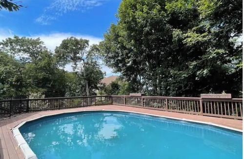 Long Island House | BEACHFRONT MANSION PRIVATE PATH TO PRIVATE BEACH