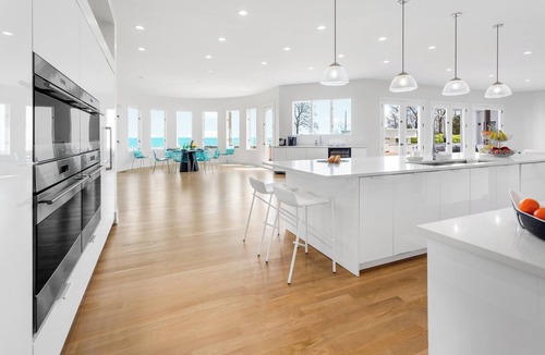 Belle Terre Villa | Beachfront Mega Mansion