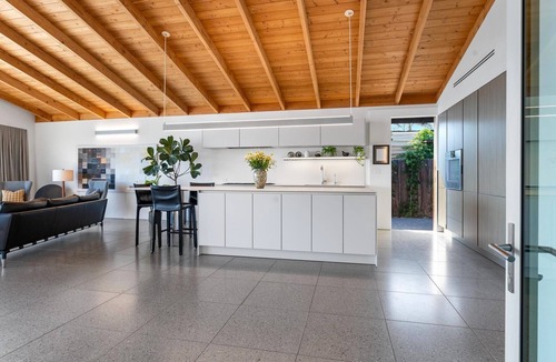 North Pacific Beach House | Beachfront Modern | 4BR Terrace with Sunset Views