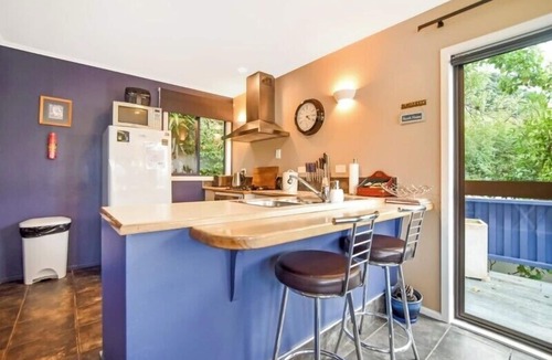 Coromandel Apartment | Beachfront Bliss ~ Upper Deck Apartment