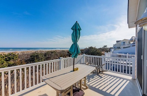 Sea Isle City House | Beachfront Ocean Breeze