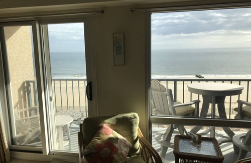 South Rehoboth Condo | Beachfront, Oceanfront, Rehoboth, DE on the Boardwalk, January late check out!