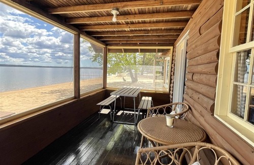 Standish Villa | BEACHFRONT ON SEBAGO LAKE