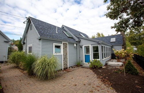 North Sebago Cottage | BEACHFRONT ON SEBAGO LAKE