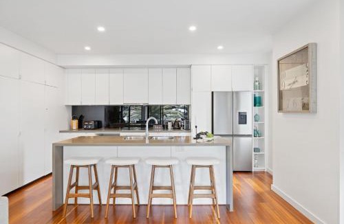 Cowes House | Beachfront on the Esplanade