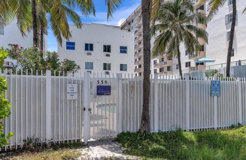 South of Fifth Apartment | BeachFront On The Sand Unit #133 South of 5th, 335 Ocean Dr, Miami Beach
