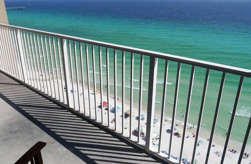 Panama City Beach Condo | Beachfront, on the water, walk to Pier Park