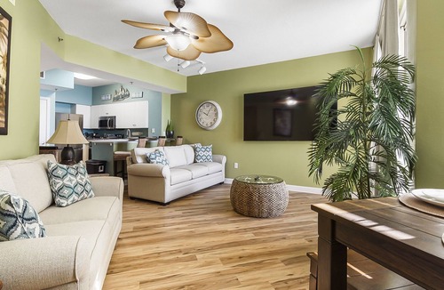Panama City Beach Resort | Beachfront Paradise with Reserved Parking