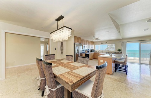 Englewood House | Beachfront Palace with Birdseye Rooftop Deck!