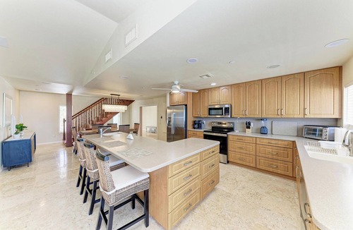 Englewood House | Beachfront Palace with Birdseye Rooftop Deck!