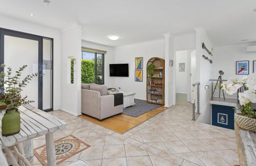 Kiama Downs House | Beachfront Paradise - Jones Beach