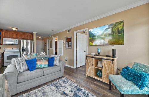 Galveston Condo | "Beachfront Paradise - Wake Up to Ocean Views & Waves!