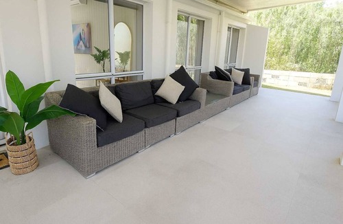 Pallarenda House | Beachfront Pet-Friendly Home with Pool & Studio Apt