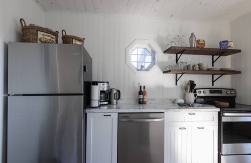 Belfast Cottage | Beachfront Point Prim Cottage-Direct Beach Access