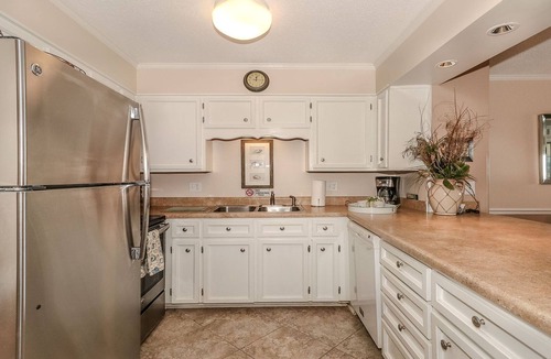 Garden City Condo | Beachfront/Pool Murrells/GardenCity/Surfside nWkly/MilitaryFirePoliceNurse Discs