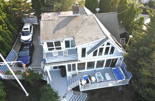 Great Neck House | Beachfront Private 3Bdr/3 Bath Home with Sandy Beach on Great Neck in Ipswich MA