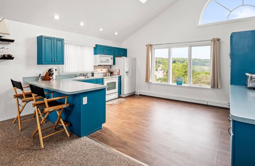 Mount Sinai Apartment | Beachfront Private Loft