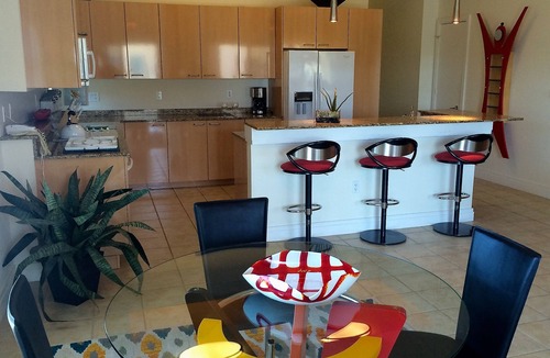 Siesta Key Condo | Beachfront Property - Luxury Penthouse - Great Location!