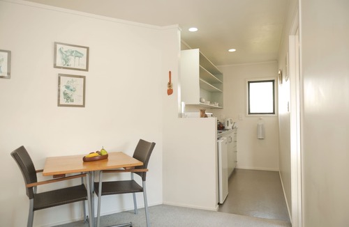 Whitianga Apartment | Beachfront Resort