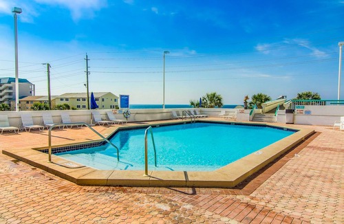 Miramar Beach Apartment | Beachfront resort studio with pool, hot tub, & easy beach access