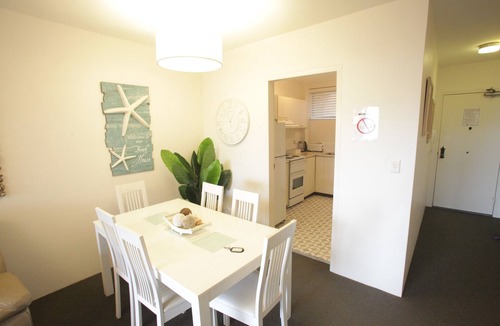 Nelson Bay Apartment | Beachfront Shoal Bay