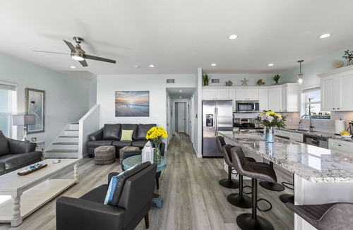Port Bolivar House | Beachfront | Spacious, Pet-Friendly & Relaxing