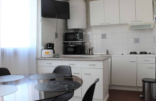 Port-la-Nouvelle Apartment | Beachfront Studio with Sea View in Port-la-Nouvelle – Sleeps 4