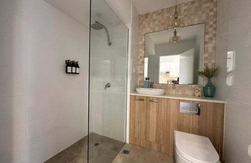 Dee Why Apartment | Beachfront Studio Fabulous Location