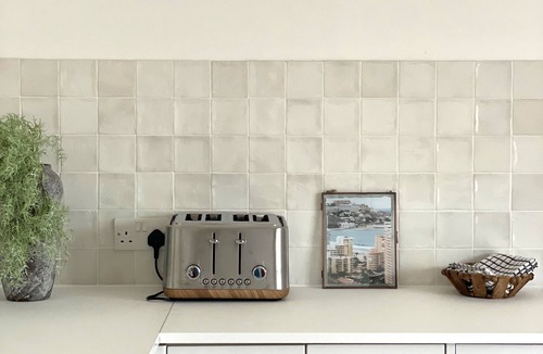 Newquay Apartment | Beachfront Studio Flat in Newquay Town