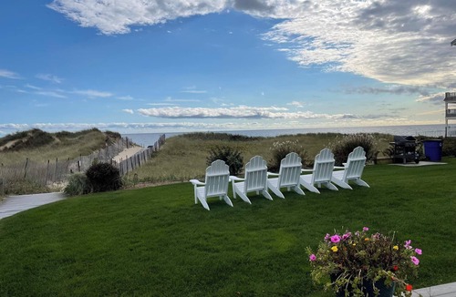 Dennis Port Apartment | Beachfront Studio in Dennis Port w/Kitchenette