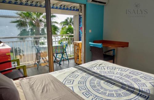 Marigot Apartment | Beachfront Studio in Marigot