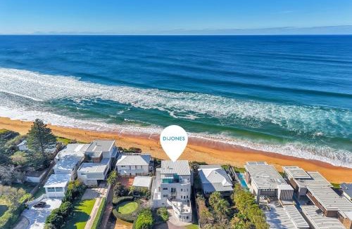 Wamberal Apartment | Beachfront Sunrise