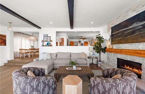 Mission Beach House | Beachfront Sunset
