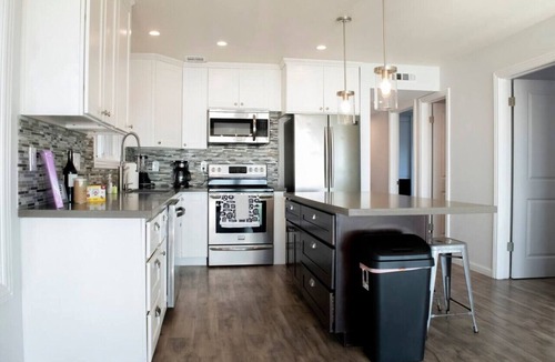 Sunset Beach Condo | Beachfront Sunset Beach Condo | Ocean Views & Beach Access