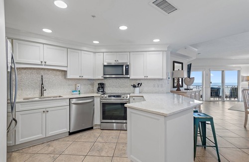 Sandestin Condo | Beachfront Updated Penthouse ~ Golf Cart