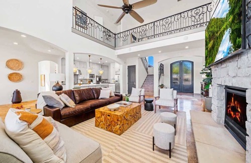 Kingsland House | Beachfront Villa | Concierge Services