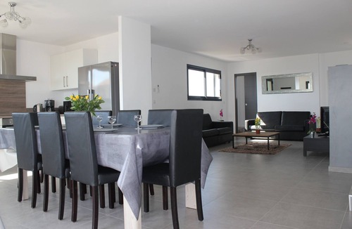 Saint-Cyprien Plage Villa | Beachfront villa, 12 pers. 3 stars, in Saint Cyprien Wi-fi air-conditioning