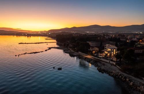 Kastel Stafilic Villa | Beachfront Villa Ines with Pool