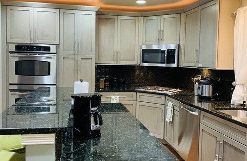 Picketts Harbor Villa | Beachfront Villa - Private Beach with Hot Tub