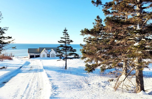 Perce Villa | Beachfront villa Perce