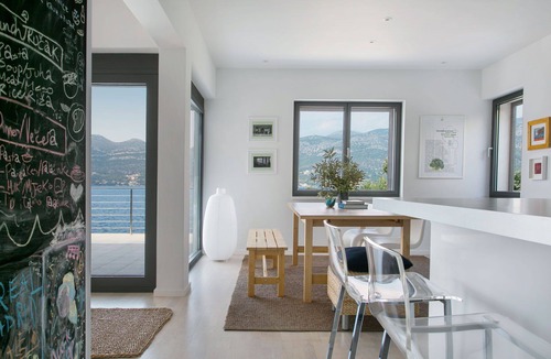 Zrnovo Villa | Beachfront Villa Poseidon with Heated Pool