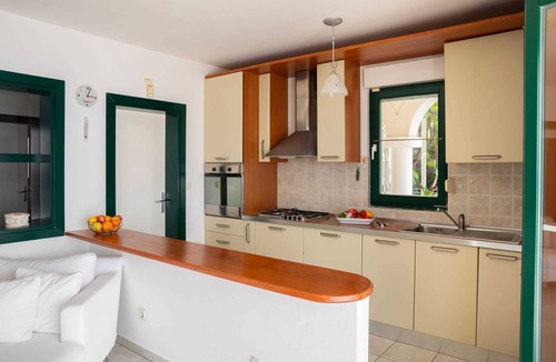 Podaca Villa | Beachfront Villa Shades of Summer
