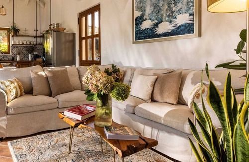 Molunat Villa | Beachfront villa with pool