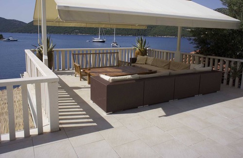 Broce Villa | Beachfront villa with private beach right infront