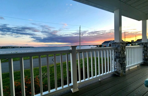 Somerset House | Beachfront w/Hot Tub, Sauna, Pool, Fire pits, Grill & Panoramic Views