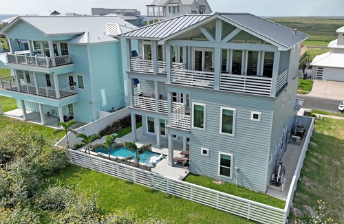 Port Aransas House | BeachHouse Bliss | Water Views, Private Pool, & Pet-Friendly!