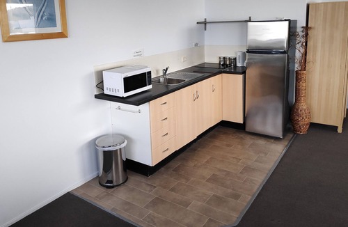 Mollymook Hotel | Beachhouse Mollymook