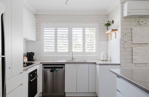 Mollymook Beach Apartment | Beachlife - Steps to Mollymook Beach